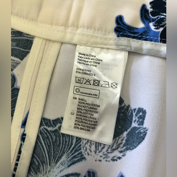 H&M FLORAL PATTERN CULOTTES SIZE 8 SIDE ZIPPER TWO SIDE POCKETS - Picture 6 of 8